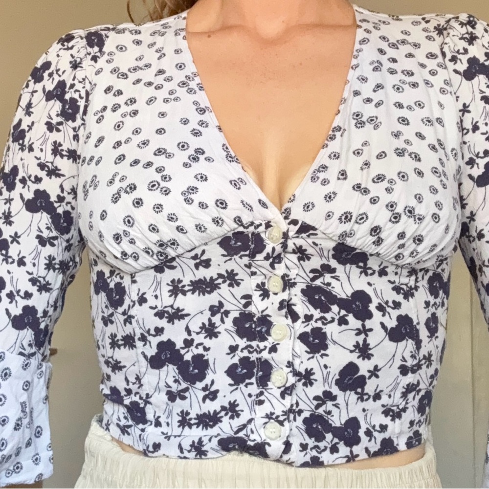 Free People Mixed Floral Cropped Bell Sleeve Button Up Blouse Size S